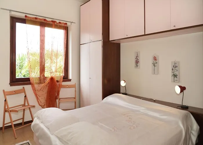 Soleluna By Interhome Lägenhet Porto Valtravaglia